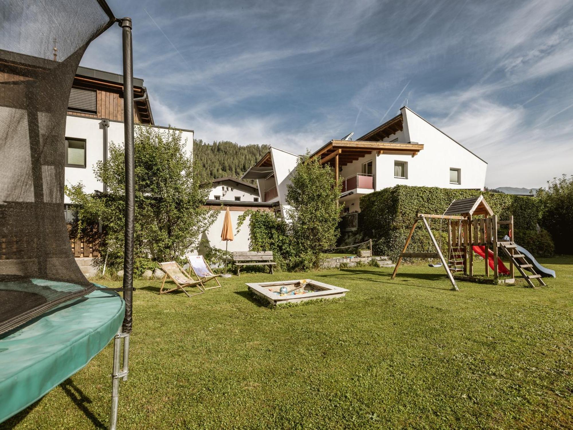 Alpenapartments Ried im Oberinntal Kültér fotó